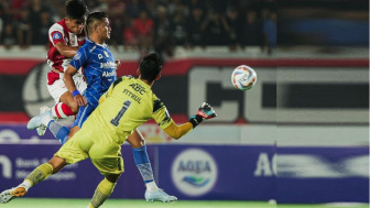 Persib Kalah di Kandang Persis Solo, Masuk Zona Degradasi