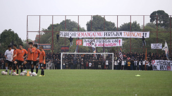 Thomas Doll Khawatirkan Lini Pertahanan Persija Jelang Melawan Persib