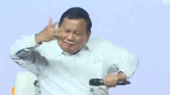 Momen Prabowo Joget Dicecar Najwa Soal Caleg Eks Koruptor, Warganet: Pak Wowo Segemas Itu..