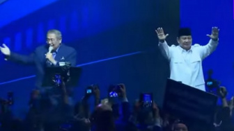 Momen SBY Nyanyi Lagu Tipe-X Dijogetin Prabowo Jadi Perbincangan: Lagi Lucu-lucunya