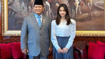 Fuji Diundang Makan Siang Oleh Menhan, Warganet: Tahu Aja Pak Prabowo yang Lagi Viral