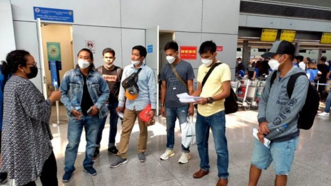 Sempat Tertahan 8 Bulan di Perairan Vietnam, 6 ABK WNI Akhirnya Kembali ke Indonesia