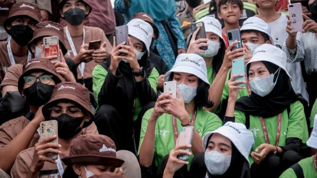 Liburan Sekolah, Kemenparekraf Rekomendasikan Destinasi Wisata Unggulan di Indonesia