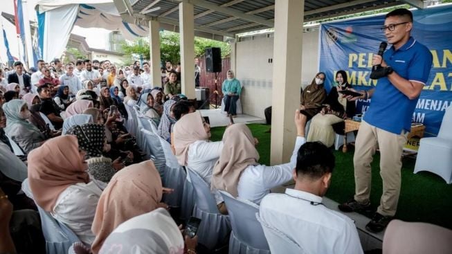 Hadirkan Nilai Tambah Produk UMKM, Sandiaga Ajak Pelaku Ekraf Perkuat Inovasi