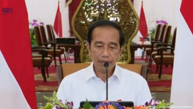 Presiden Jokowi Minta Pembagian Bantuan Sosial Harus Mudah, Cepat, dan Tepat Sasaran