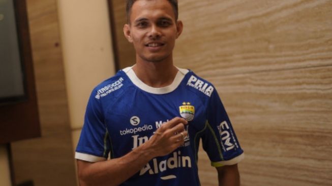 Tinggalkan Persija Jakarta, Rezaldi: Saya Akan Berikan yang Terbaik Untuk Persib Bandung