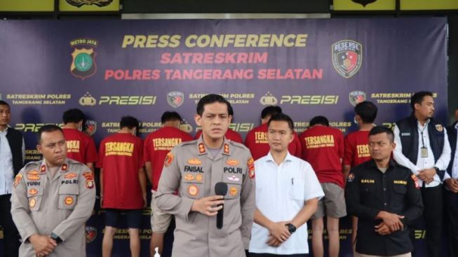 Gibran Mention Kapolri di Twitter, Tujuh Pendukung Persita Jadi Tersangka Pelemparan Bus Persis Solo