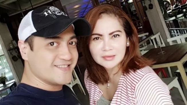 Ngeri Banget! Ferry Irawan Sempat Ngamuk Gegara Tak 'Dilayani' Anggia Novita, Sampai Ancam Mantan Istri Pakai Senjata