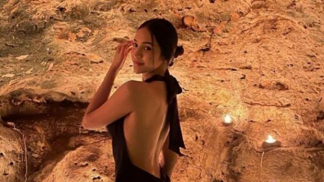 Anya Geraldine Terciduk Tetap Cantik Saat Berkeringat, Ini Ragam Olah Raga yang Membuatnya Tetap Bugar