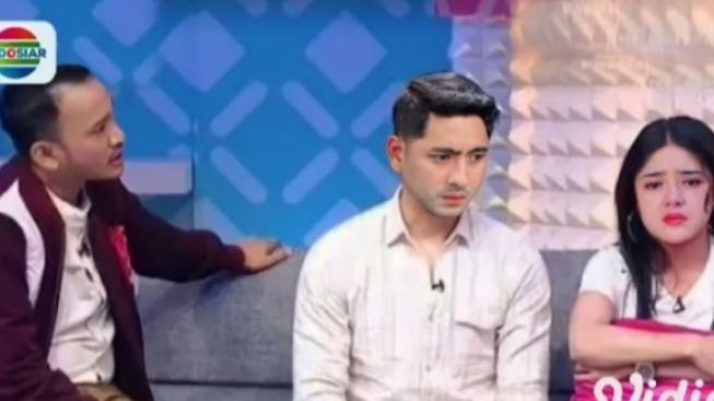 CEK FAKTA: Perut Semakin Buncit, Amanda Manopo Akui Kandung Anak dari Arya Saloka, Benarkah?