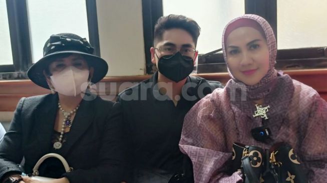 Venna Melinda Disebut-sebut Lakukan Intimidasi di Polda Jatim, Tengok Sosok Ini Sebelum Bikin Hoaks