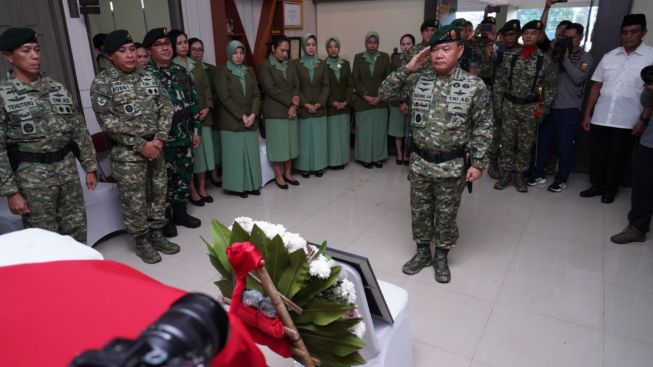 Prajurit Tengkorak Kostrad Gugur Ditembak KST di Papua, KSAD Dudung: TNI AD Kehilangan Prajurit Terbaik