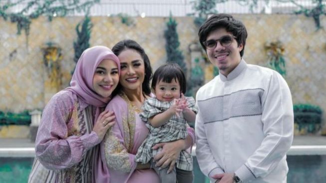 Krisdayanti Tak Kaget Aurel Hermansyah Hamil Anak Kedua: Dia Itu Kayak Saya