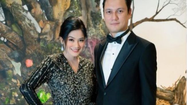 Bareng Titi Kamal, Christian Sugiono Akhirnya Jawab Soal Isu Perselingkuhan, Sang Istri Bungkam