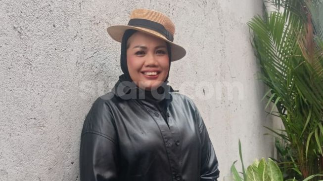 Elly Sugigi Blak-blakan Pernah Pakai Susuk: Bukan Aku Doang, Artis Lain Juga Banyak