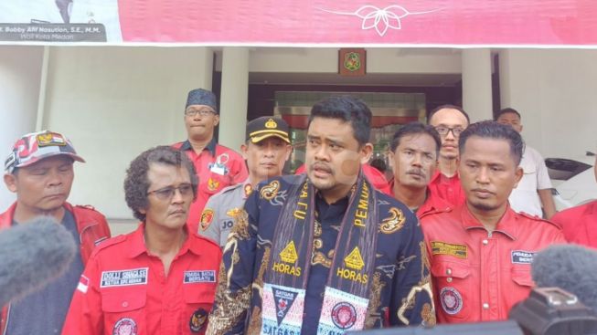 Bobby Nasution Izinkan Umat Gereja GEKI Beribadah di Kantor Wali Kota Medan