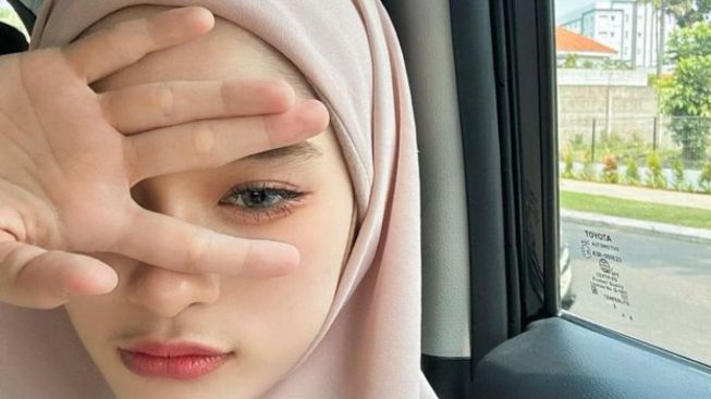 Inara Rusli Berdalih Usai Dihujat gegara Mengumpat ke Penonton Live TikTok: Jualan Butuh Gimmick