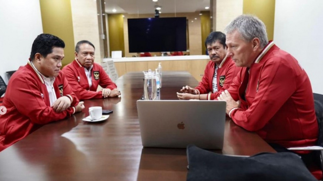 Frank Wormuth Paparkan Perkembangan Timnas U-17 ke Erick Thohir, Pelatih Bima Sakti Tak Kelihatan