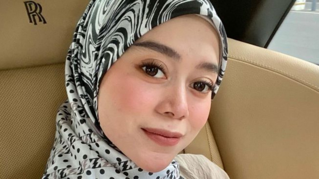 Lesti Kejora Kirim Hadiah Sepeda Listrik ke Mertua Seharga Rp 4 Jutaan, Warganet: Masya Allah