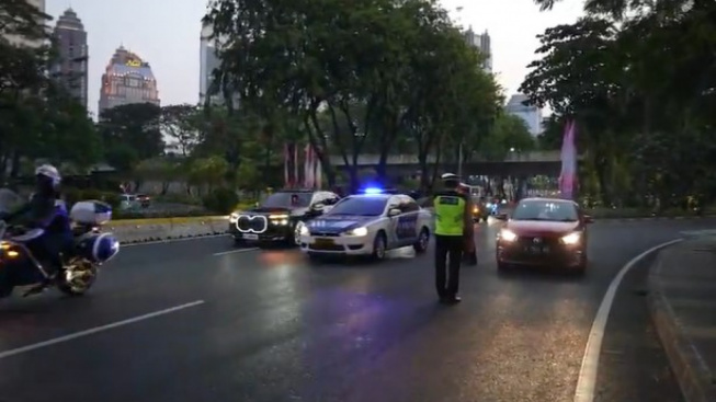 Viral Polisi Maki Polisi di Jalan Sudirman saat Amankan KTT ASEAN