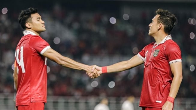 Postingan Asnawi Mangkualam Bareng Egy Maulana, Dikomentari Pratama Arhan: Deal Tahun Ini?