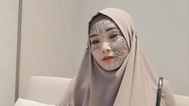 Perempuan Punk Mondy Tatto Akui Alami Pelecehan Seksual dari Ustaz Ebit Lew
