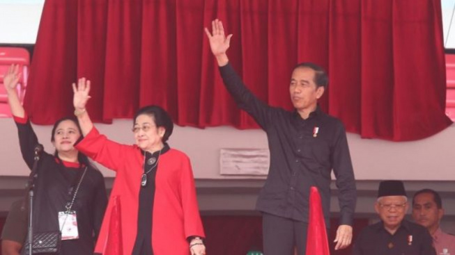 Guntur Soekarnoputra Usul Jokowi Gantikan Megawati Jadi Ketum PDIP, Sekjen Langsung Ngeles: Tergantung Anggota...