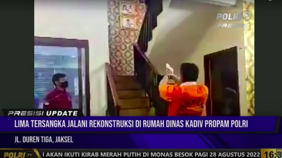 Adegan Penting Dalam Rekonstruksi Pembunuhan Brigadir J Di Rumah Duren Tiga