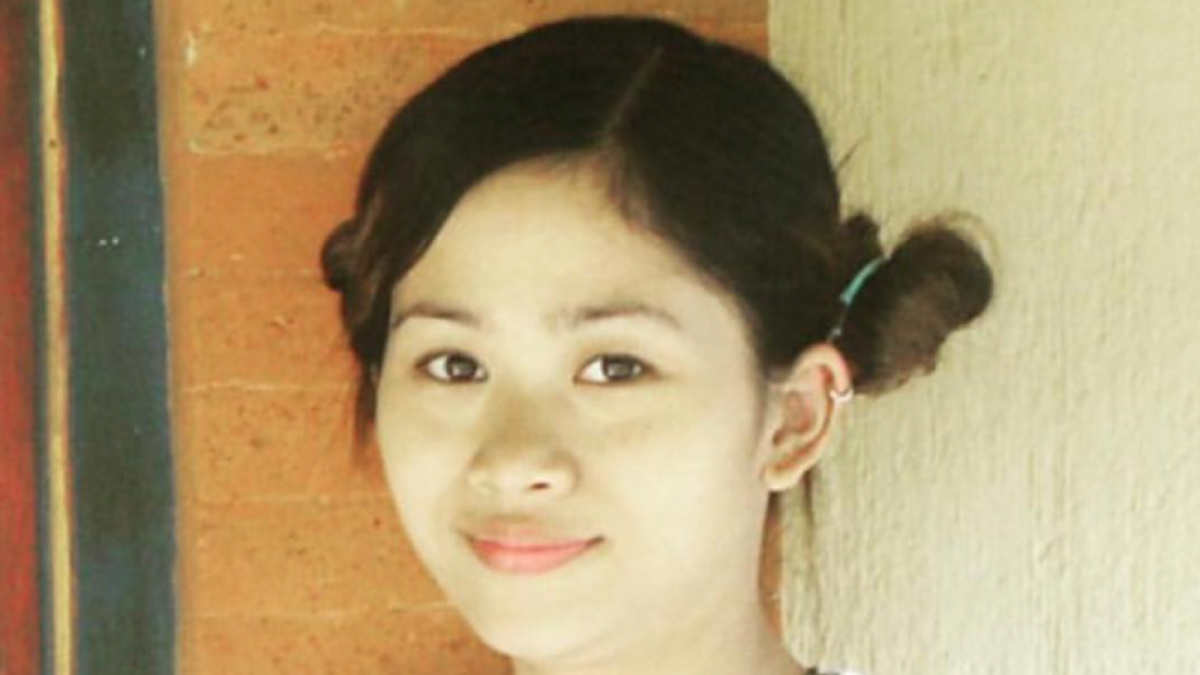 farida [Instagram.com/farida.nurhan/]