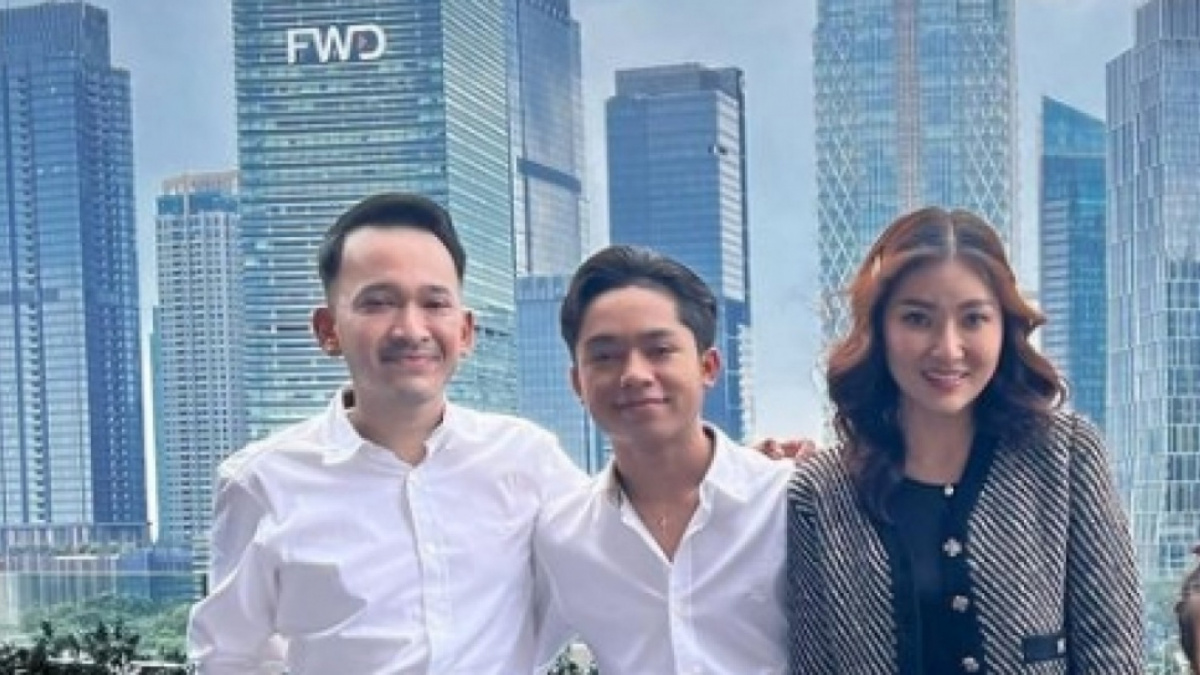 Ruben Onsu, Betrand Peto, dan Sarwendah. (Instagram/ betrandpetoputraonsu)