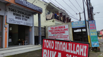 Punya Nama Innalillahi, Toko Ini Jual Barang yang Berhubungan dengan Kematian