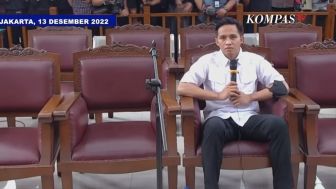 Gentle Pilih Sidang Offline Hadapi Ferdy Sambo, Richard Eliezer Dapat Aplaus dari Pengunjung