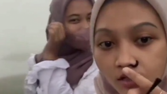 Momen Mengerikan saat Lintah Nyaris Masuk ke Hidung Seorang Perempuan