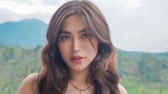 Ngemis-ngemis di TV Karena Terlilit Hutang, Jessica Iskandar Pamer Liburan Mewah Jelang Tahun Baru