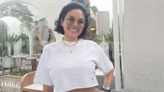 Nikita Mirzani Mandi Air Galon Hingga Renovasi Kamar Mandi Rutan Serang Selama Ditahan