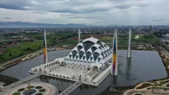 Babak Baru Polemik Masjid Raya Al Jabbar: Netizen Serang Instagram Sembilan Matahari