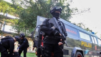 Densus 88 Baku Tembak dengan Teroris JI di Lampung, 2 Pelaku Tewas