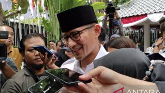 Disebut Bakal Pindah ke PPP, Sandiaga Uno Kepergok Hadir di Sekber Gerindra-PKB, Netizen: Plin-plan