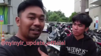 Mengharukan! Detik-detik Tiko Dihadiahi Motor Bikin Publik Berkaca-kaca