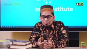 Ustaz Adi Hidayat Paparkan Pentingnya Muslimah Berjilbab: Ketika Meninggal...