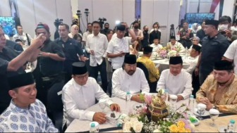 Airlangga Trabas Larangan Bukber Jokowi dan Nongkrong Bareng Oposisi, Ada Apa?