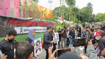 Aksi 1 Juta Pita Hitam Pasca Indonesia Batal Jadi Tuan Rumah Piala Dunia U-20 Jadi Cemooh Publik: Aksi Alay