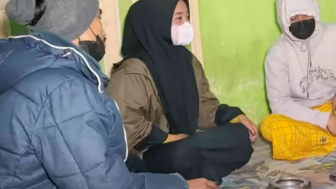 Viral Ibu Siti Lakukan Praktik Poliandri, Punya Dua Suami Bernama Abdul dan Somad: Resep Mandi Kembang