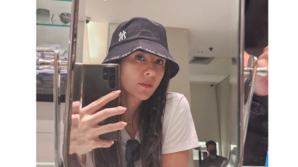 Wulan Guritno Pemer Mirror Selfie Saat Liburan, Fakta Mengejutkan Soal Hal Ini Terungkap