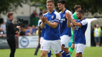 Pertahanan Diperkuat Elkan Baggott, Ipswich Town Menang Telak 6-0