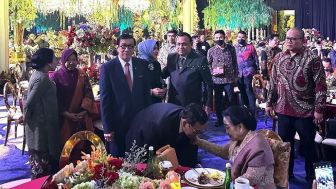 Dibisiki Megawati di Acara Pernikahan, Mahfud MD Bantah Bahas Terkait Cawapres, Ternyata Ini yang Diobrolin