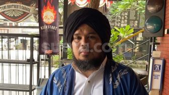 Ustaz Derry Sulaiman Sebut Suami Harus Ceraikan Istri yang Selingkuh, Sentil Jeje yang Maafkan Syahnaz?