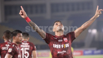 Madura United ke Puncak Klasemen, Aksi Beto Goncalves Mendunia, Media Asing: Tua-tua Keladi