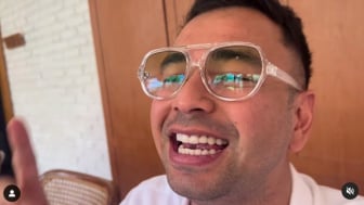 Raffi Ahmad Unggah Makan Bareng Jokowi, Netizen Salfok Sosok Wanita di Sampingnya