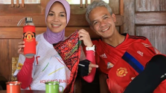 Ini Kesamaan Ganjar dan Mahfud MD: Tiap Akhir Pekan Kuat Mental Dibully Lantaran Jadi Fans Manchester United